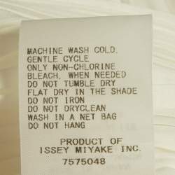 مملوكة مسبقًا Pleats Please By Issey Miyake White Plisse Buttoned Overlay Jacket L