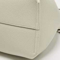 مملوكة مسبقًا حقيبة هوبو بولين ناميرو نوف جلد أبيض عاجي