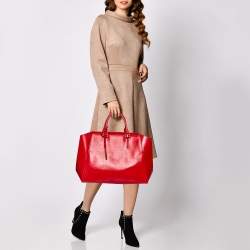 مملوكة مسبقًا Porsche Design Red Patent Leather Cosmo Tote