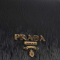 مملوكة مسبقًا Prada Black/Red Vitello Move Leather Logo Bifold Compact Wallet
