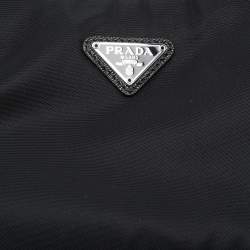 Pre Owned Prada Black Nylon Re-Edition 2000 Baguette Bag