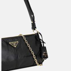 Pre Owned Prada Re-Edition 2002 Black Nylon Shoulder Bag