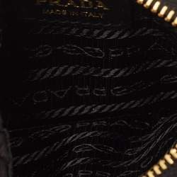 Pre Owned Prada Black Saffiano Leather Zip Card Case