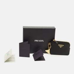 Pre Owned Prada Black Saffiano Leather Zip Card Case