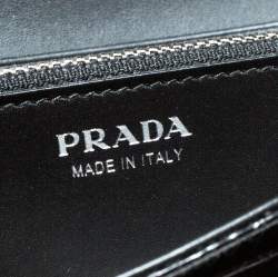Pre Owned Prada Black Snakeskin Continental Wallet