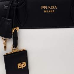 Pre Owned Prada White/Black Saffiano Lux And City Leather Medium Esplanade Satchel