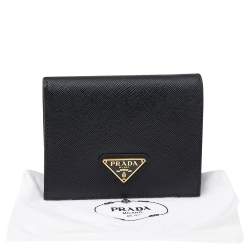 Pre Owned Prada Black Saffiano Leather Bifold Wallet