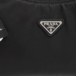 مملوكة مسبقًا Prada Black Tessuto Nylon Re-Edition 2000 Baguette Bag