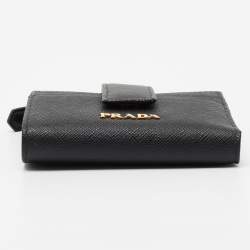 Pre Owned Prada Black Saffiano Metal Leather Flap Card Holder