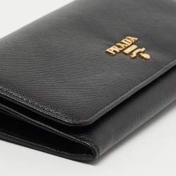 Pre Owned Prada Black Saffiano Leather Flap Continental Wallet