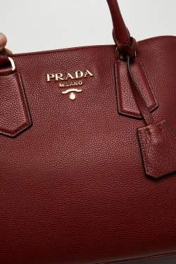 Pre Owned Prada Red Vitello Daino Leather Tote