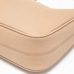 Pre Owned Prada Beige Saffiano Lux Re-Edition 2005 Shoulder Bag