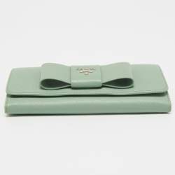 Pre Owned Prada Mint Green Saffiano Leather Bow Continental Wallet