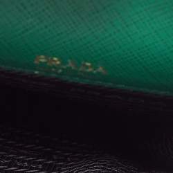 Pre Owned Prada Green Saffiano Lux Leather Phone Holder Crossbody Bag