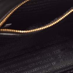 Pre Owned Prada Black Saffiano Lux Leather Galleria Zip Tote