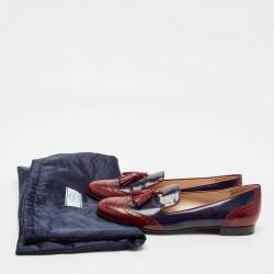 مملوكة مسبقًا حذاء سليبر فلات برادا سموكينغ جلد لامع عنابي مقاس 36