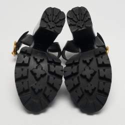 مملوكة مسبقًا Prada Size 38.5 Black Leather Ankle Strap Block Heel Sandals