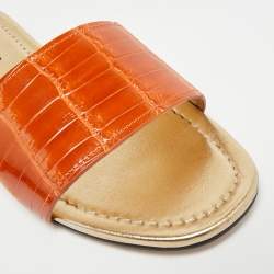 Pre Owned صندل سلايد برادا جلد بني بنقشة التمساح مقاس 37.5