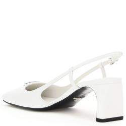 مملوكة مسبقًا Prada White Naplak Leather Logo Slingbacks Size IT 39