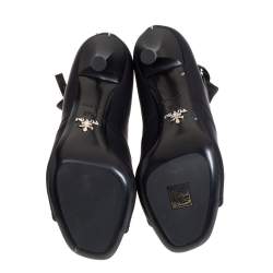 مملوكة مسبقًا Prada Black Stretch Fabric Ankle Booties Size 37.5