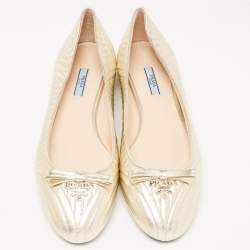 مملوكة مسبقًا Prada Gold Quilted Leather Bow Ballet Flats Size 42