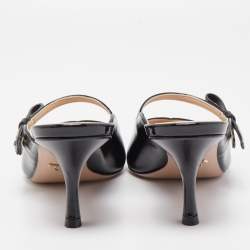 مملوكة مسبقًا Prada Black Saffiano Vernice Leather Bow Pointed Toe Mules Size 39