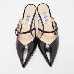 مملوكة مسبقًا Prada Black Saffiano Vernice Leather Bow Pointed Toe Mules Size 39
