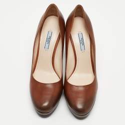Pre Owned Prada Two Tone Leather Platform Pumps Size 40