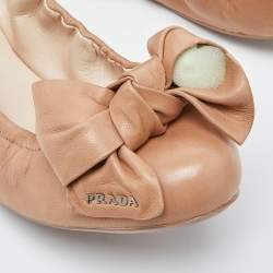 Pre Owned Prada Sport Beige Leather Bow Detail Scrunch Ballet Flats Size 39