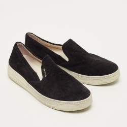 Pre Owned حذاء رياضي برادا سبورت سويد ي أسود بدون أربطة مقاس 38.5