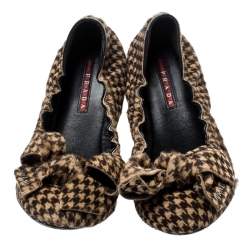 Pre Owned Prada Two Tone Pony Hair Bow Logo Scrunch Ballet Flats Size 37