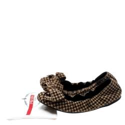 Pre Owned Prada Two Tone Pony Hair Bow Logo Scrunch Ballet Flats Size 37