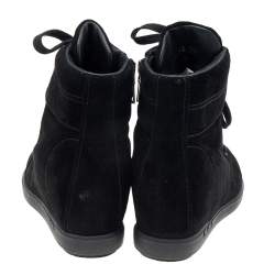 مملوكة مسبقًا حذاء رياضي برادا سبورت نعل روكي سويدي أسود مقاس 35.5