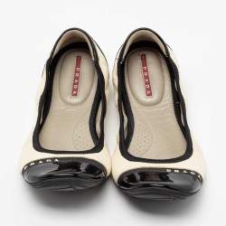 Pre Owned Prada Sport Off White/Black Leather And Patent Leather Cap Toe Scrunch Ballet Flats Size 38