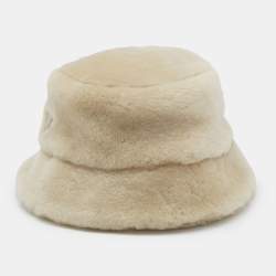 Pre Owned Prada Cream Shearling Logo Plaque Bucket Hat S