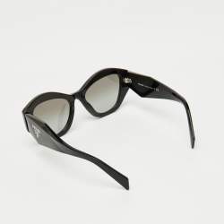 مملوكة مسبقًا Prada Black/Grey Gradient SPR07Y Symbole Cat-Eye Sunglasses