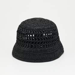 مملوكة مسبقًا Prada Black Logo Crochet Raffia Bucket Hat M