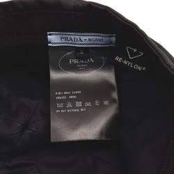 مملوكة مسبقًا قُبَّعَة بْرَادَا سَوْدَاء مِن رِينَيَلُون