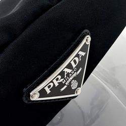 مملوكة مسبقًا Prada Re-Elon Beret