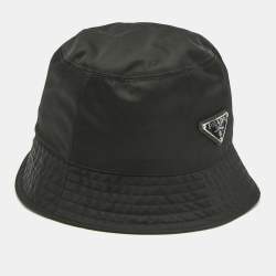 مملوكة مسبقًا Prada Re-Nylon Black Triangle Logo Plaque Bucket Hat XL