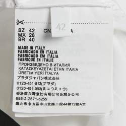 Pre Owned توپ برادا قطن أبيض بأزرار أمامية مقاس قصير - متوسط