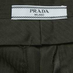 مملوكة مسبقًا Prada Black Re-Nylon Logo Triangle Shorts S