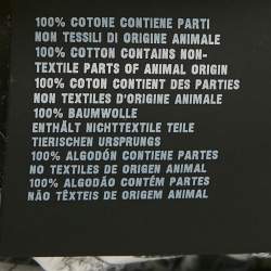 مملوكة مسبقًا قميص برادا بالتعاون مع بريجيد إلفا بطبعة كوميكس باللون الأبيض مصنوع من القطن وبأزرار للأعلى مقاس متوسط - ميديم