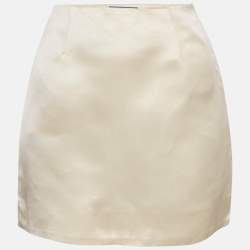 مملوكة مسبقًا Prada Cream Satin Mini Skirt S