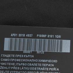 Pre Owned تنورة برادا ساتان سوداء بتقليم ريش ميدي مقاس كبير