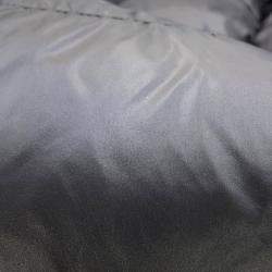 Pre Owned فيست برادا كروب جاكيت مبطن بشعار مثلثي مقاس 40 أسود نايليون 100%