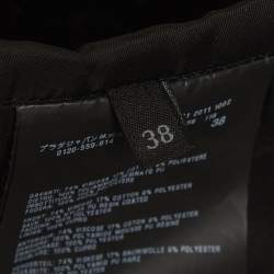 Pre Owned تنورة برادا سوداء من قماش مخملي تويل ضيقة قصيرة مقاس صغير - سمول