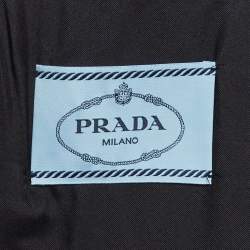 مملوكة مسبقًا معطف برادا صوف أسود بياقة مزينة بدون أكمام مقاس صغير (S)