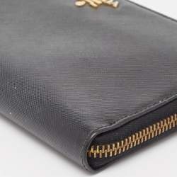 Pre Owned Prada Black Saffiano Leather Zip Around Wallet
