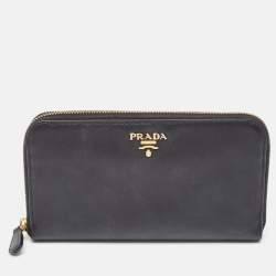 Pre Owned Prada Black Saffiano Leather Zip Around Wallet